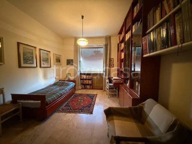 appartamento in vendita a Milano in zona Ghisolfa