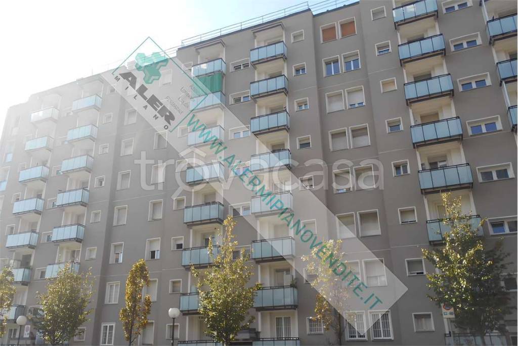 appartamento in vendita a Milano in zona Quarto Oggiaro