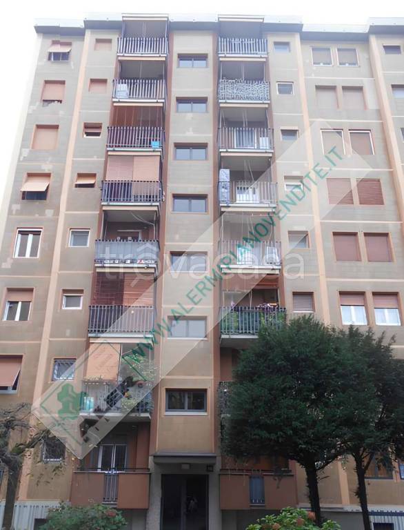 appartamento in vendita a Milano in zona Gallaratese