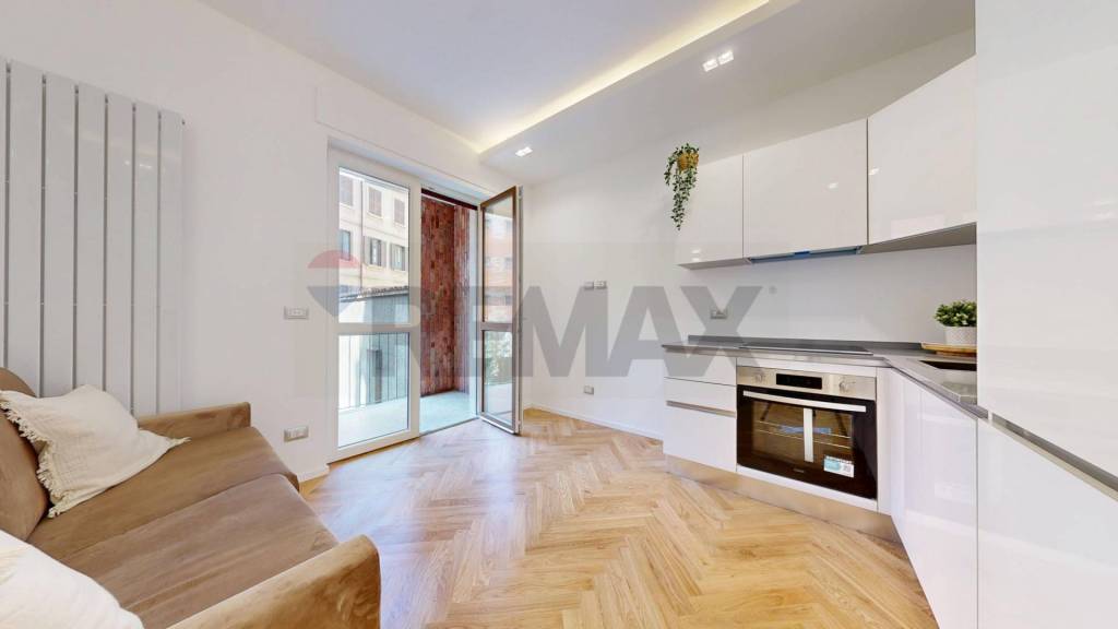 appartamento in vendita a Milano in zona Cinque Giornate