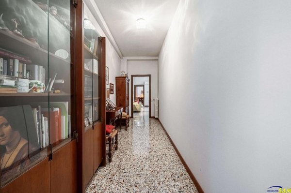 appartamento in vendita a Milano in zona Corvetto