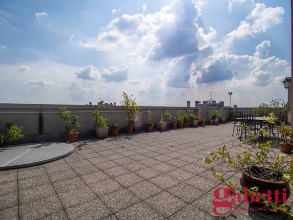 appartamento in vendita a Milano in zona Quarto Oggiaro