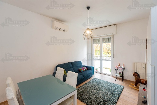 appartamento in vendita a Milano in zona Dergano