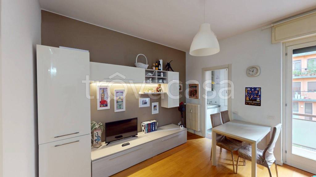 appartamento in vendita a Milano in zona Rembrandt