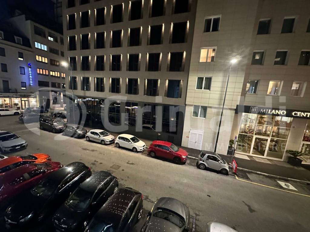 appartamento in vendita a Milano in zona Centro Direzionale