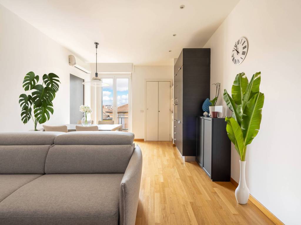 appartamento in vendita a Milano in zona Sempione