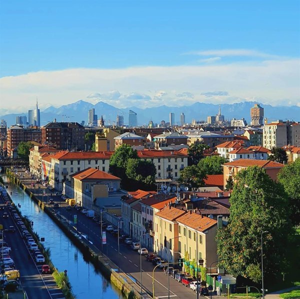 appartamento in vendita a Milano in zona Famagosta