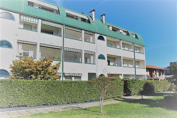 appartamento in vendita a Milano in zona Trenno