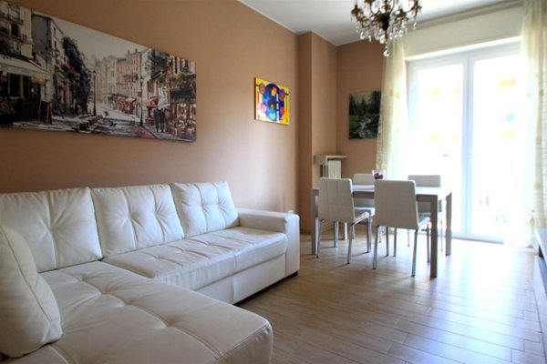 appartamento in vendita a Milano in zona Barona