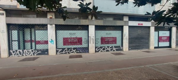 negozio in vendita a Milano in zona Calvairate
