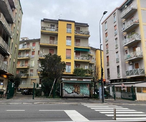 appartamento in vendita a Milano in zona Affori