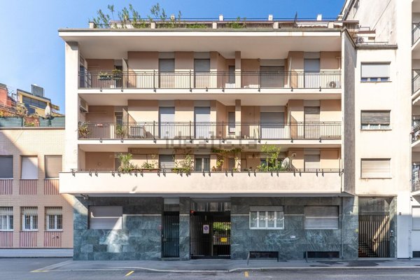 appartamento in vendita a Milano in zona Isola