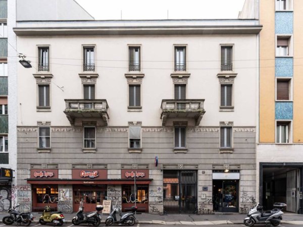 appartamento in vendita a Milano in zona Sempione