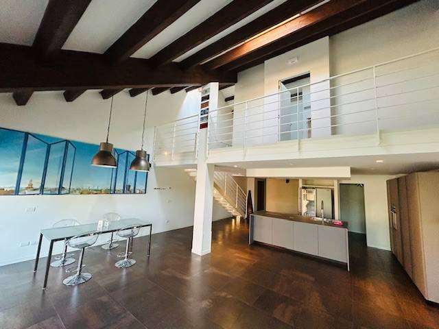 appartamento in vendita a Milano in zona Villapizzone