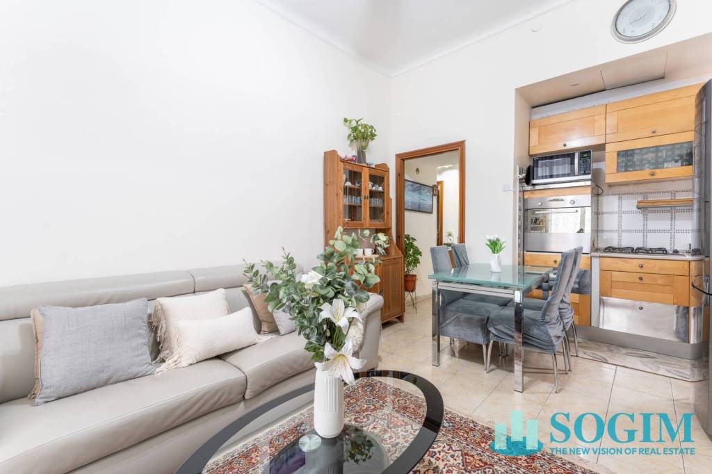 appartamento in vendita a Milano in zona Greco