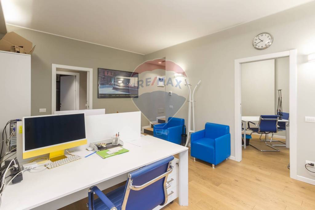 appartamento in vendita a Milano in zona Bocconi