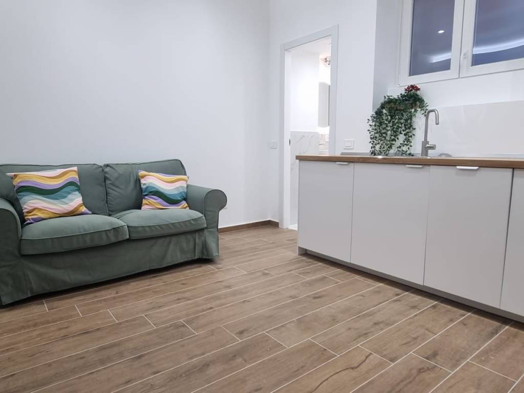 appartamento in vendita a Milano in zona Adriano