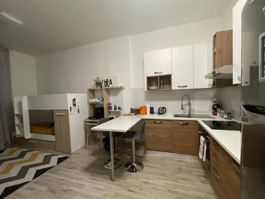 appartamento in vendita a Milano in zona Isola