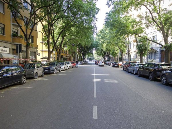 appartamento in vendita a Milano in zona Porta Venezia