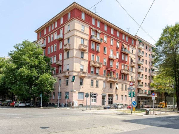 appartamento in vendita a Milano in zona Ghisolfa