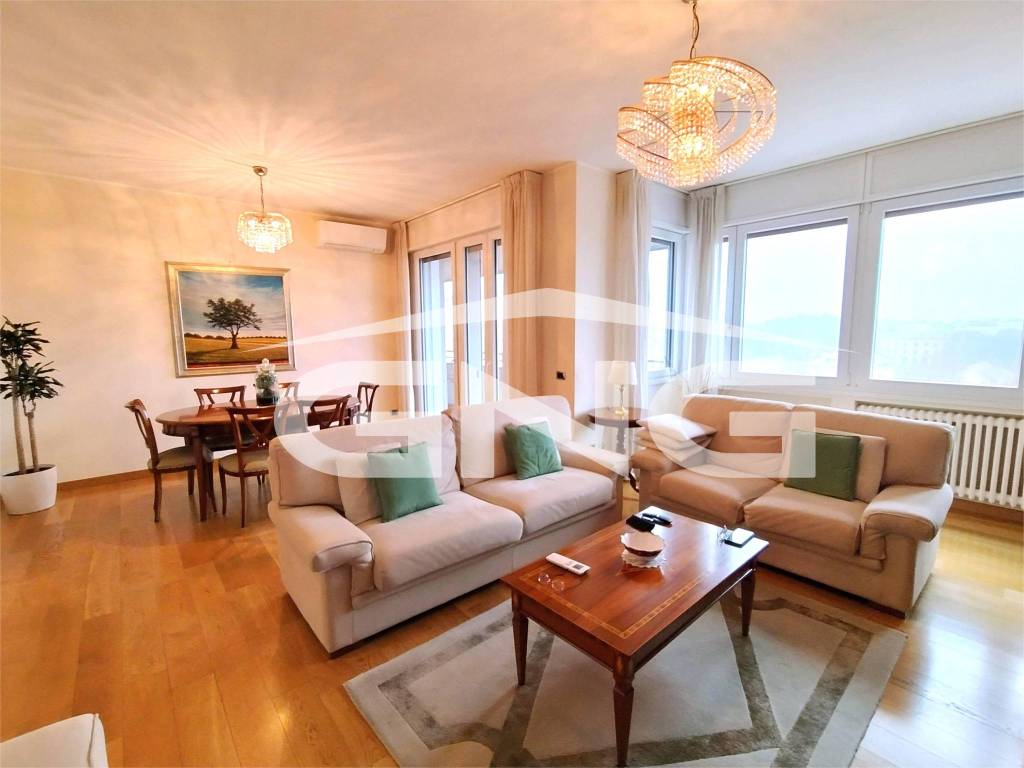 appartamento in vendita a Milano in zona Ghisolfa