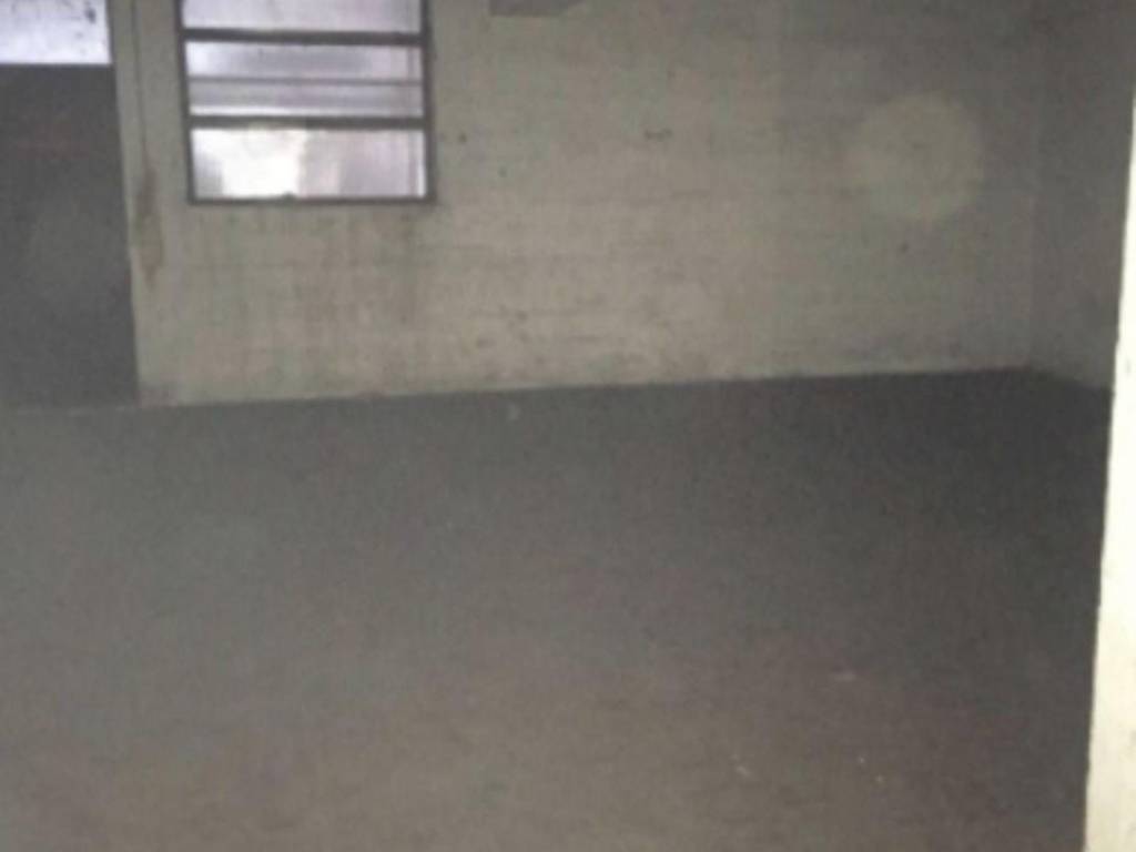 locale commerciale in vendita a Milano in zona Porta Nuova