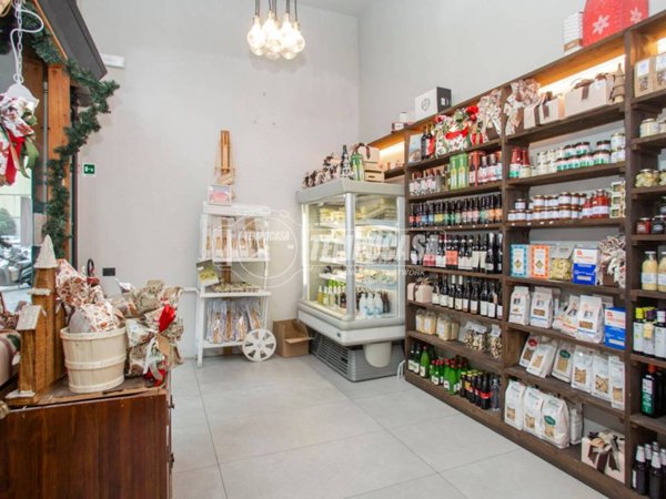 negozio in vendita a Milano