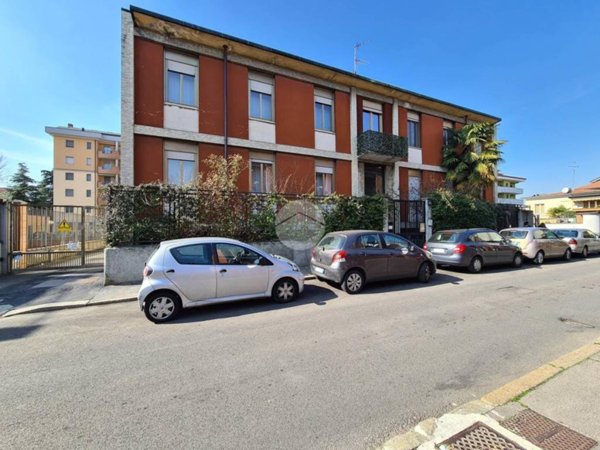 ufficio in vendita a Milano in zona Bicocca