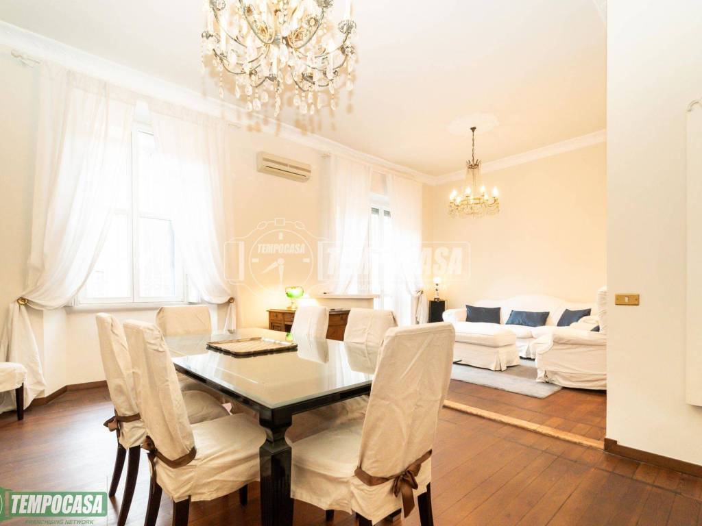 appartamento in vendita a Milano in zona Centro Direzionale