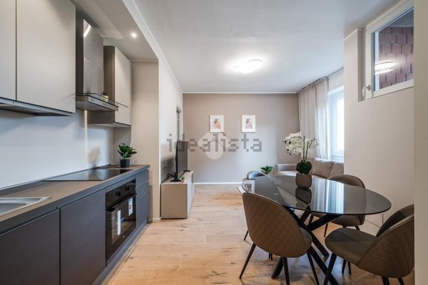 appartamento in vendita a Milano in zona Ronchetto sul Naviglio