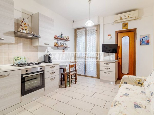 appartamento in vendita a Milano in zona Rogoredo