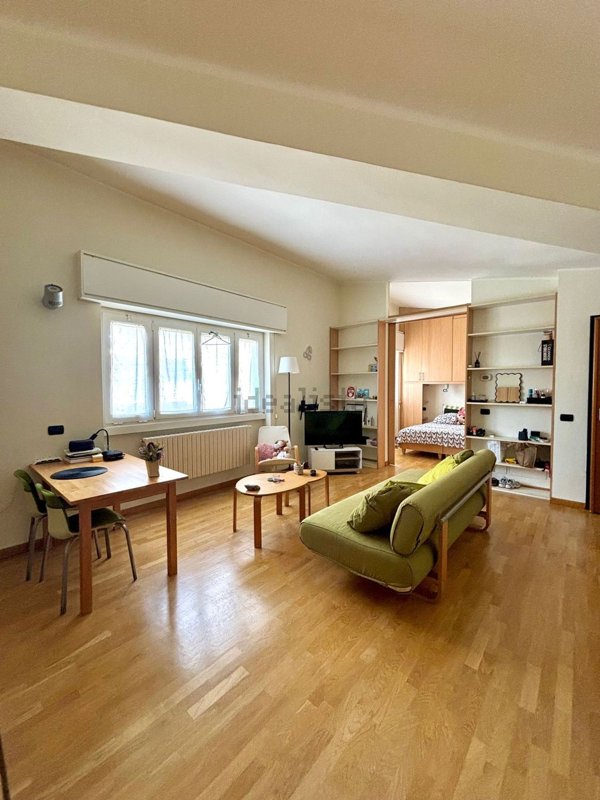 appartamento in vendita a Milano in zona Vigentino