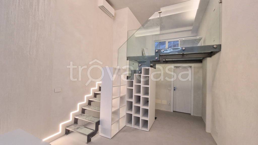 ufficio in vendita a Milano in zona Città Studi