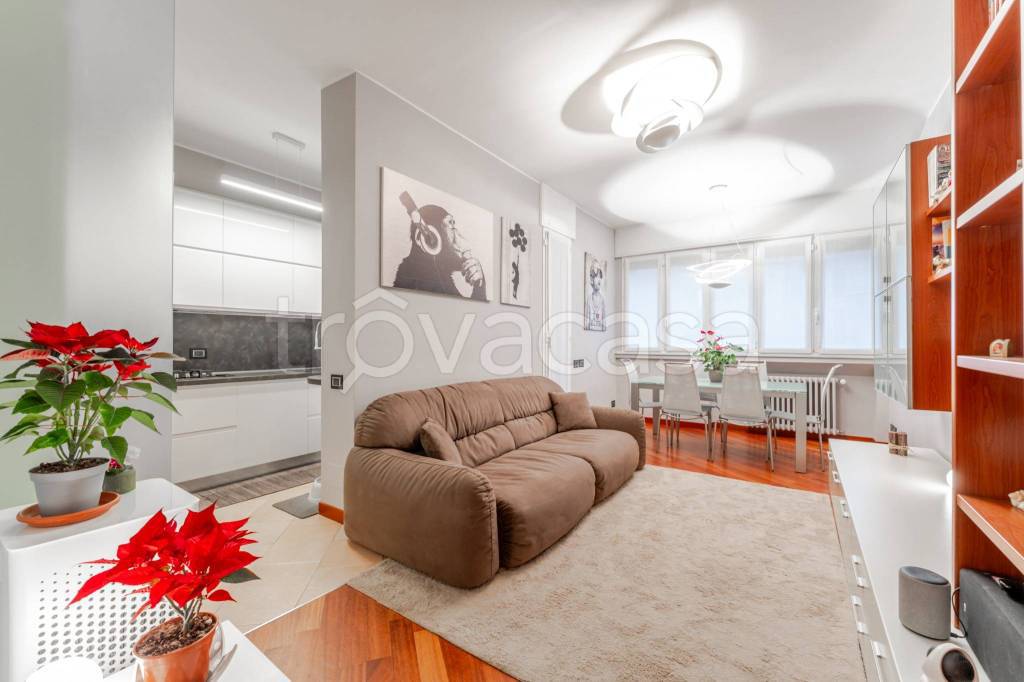 appartamento in vendita a Milano in zona Porta Romana