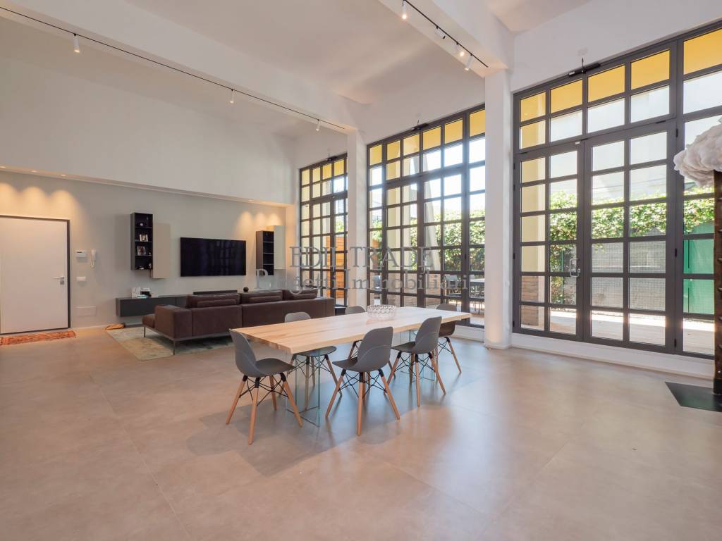 appartamento in vendita a Milano in zona Forlanini