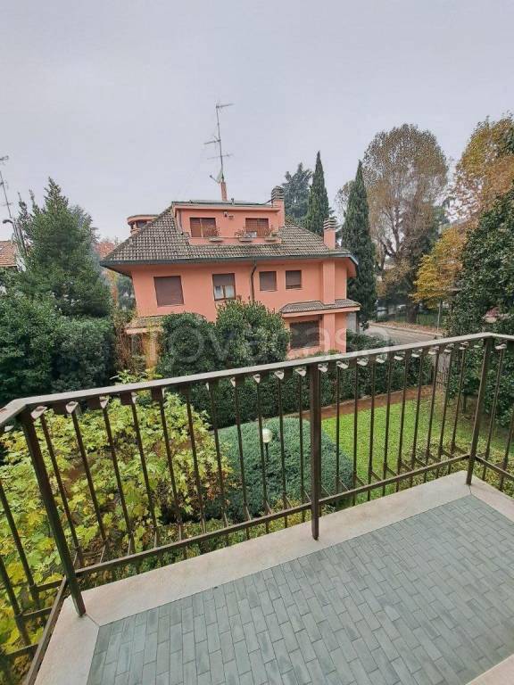 appartamento in vendita a Milano in zona Maggiolina