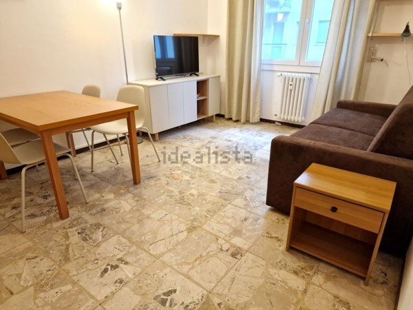 appartamento in vendita a Milano in zona Vigentino