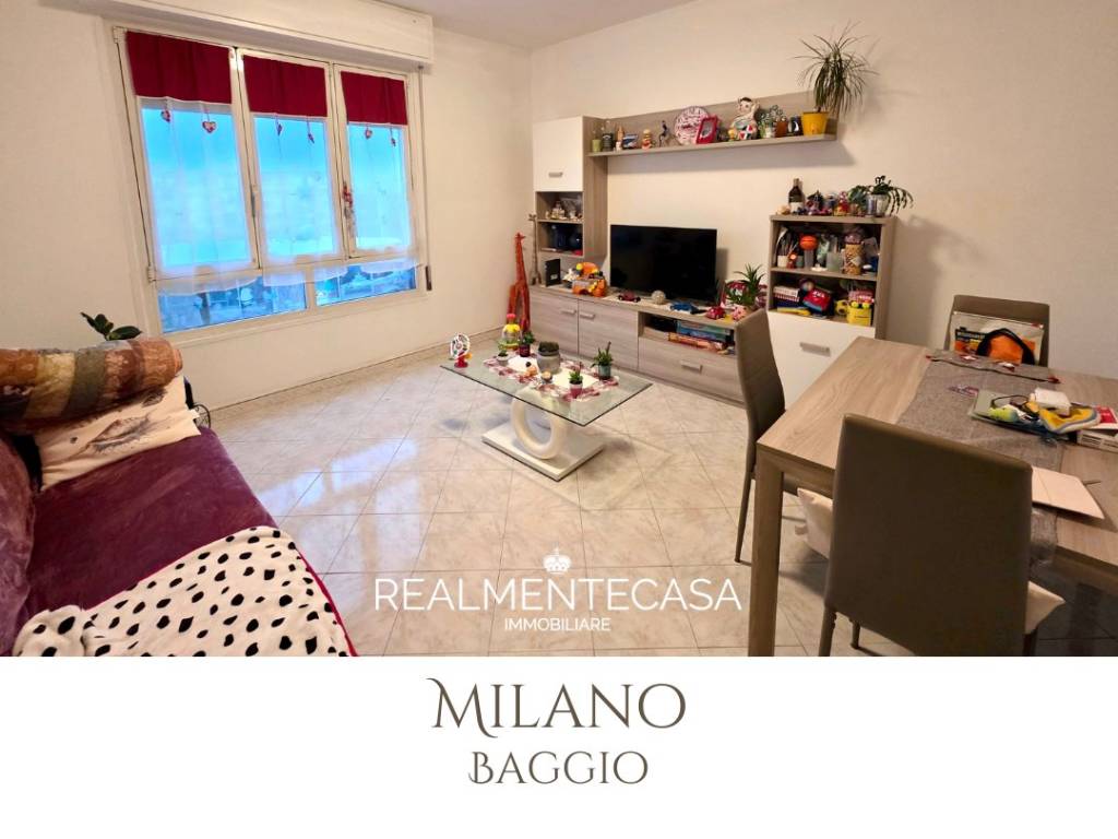 appartamento in vendita a Milano in zona Baggio