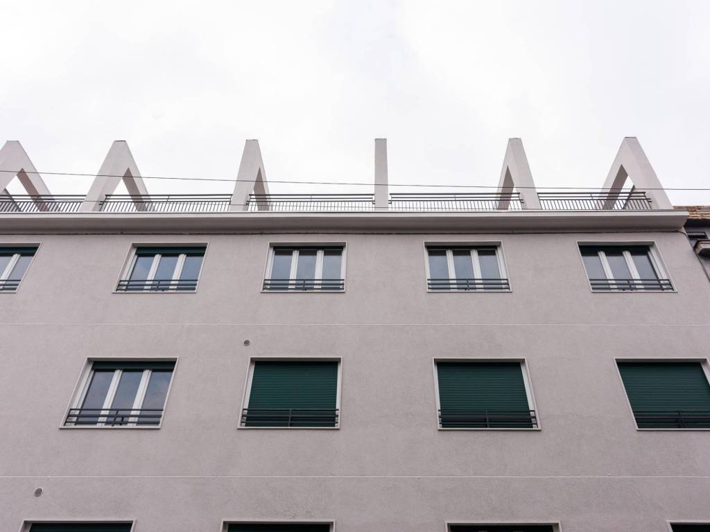 appartamento in vendita a Milano in zona Vigentino
