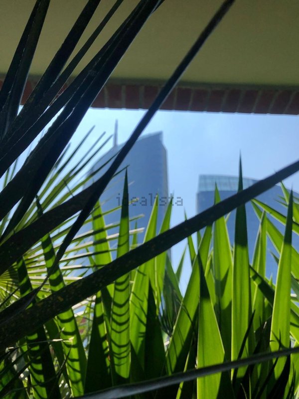 appartamento in vendita a Milano in zona Isola