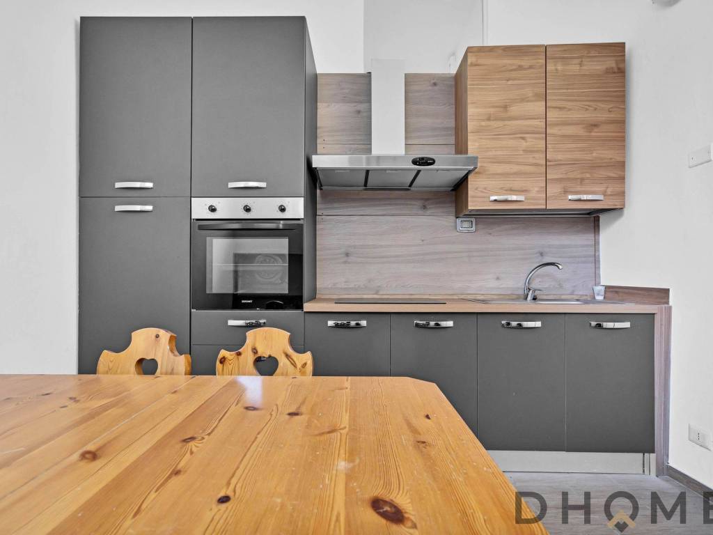 appartamento in vendita a Milano in zona Gorla