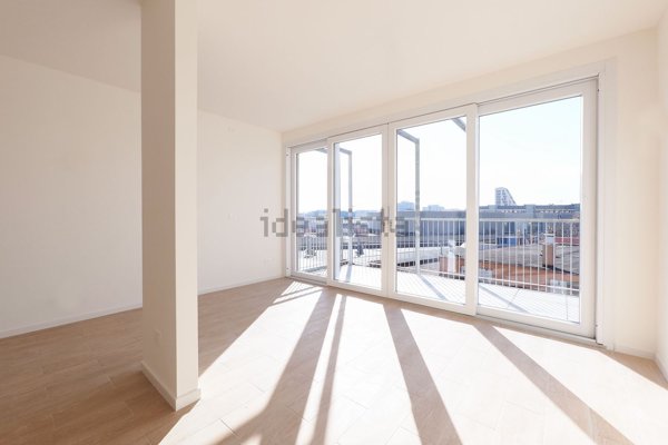 appartamento in vendita a Milano in zona Dergano