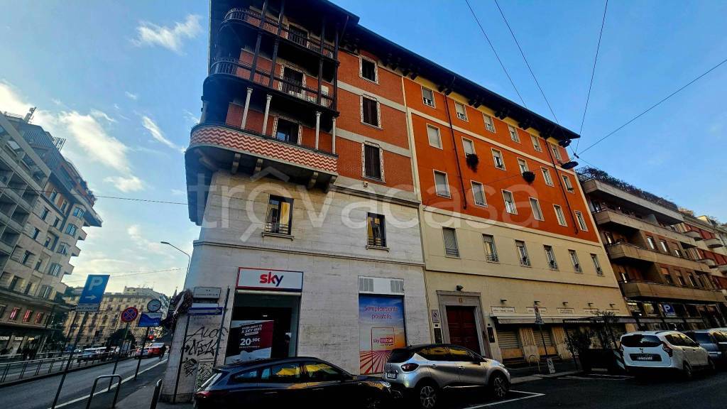 appartamento in vendita a Milano in zona Cinque Giornate