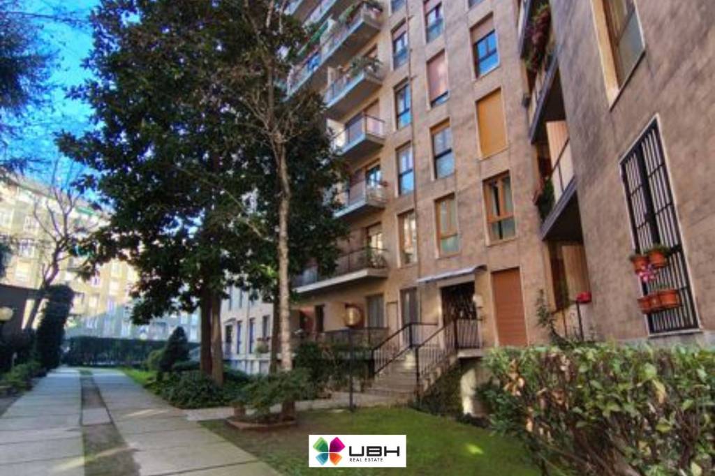 appartamento in vendita a Milano in zona Famagosta