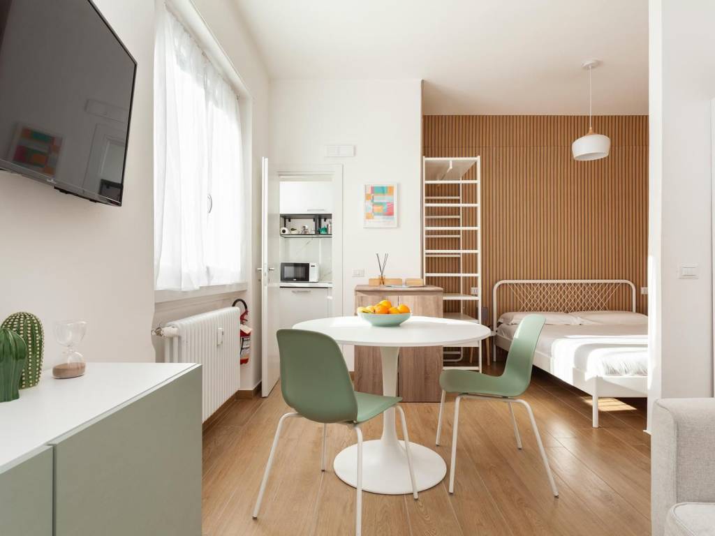 appartamento in vendita a Milano in zona Città Studi