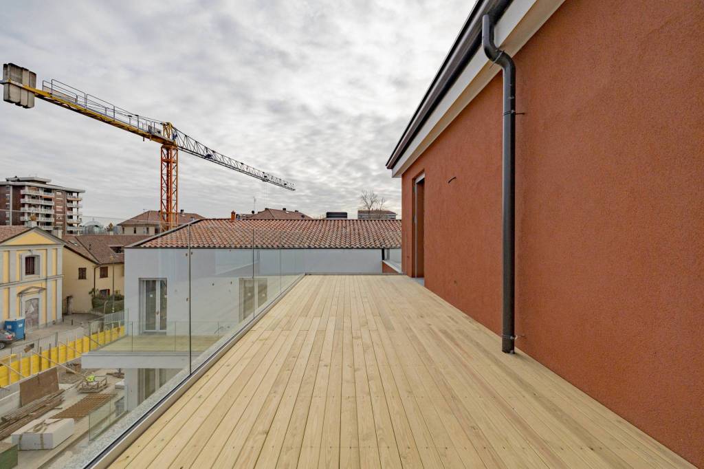 appartamento in vendita a Milano in zona Adriano