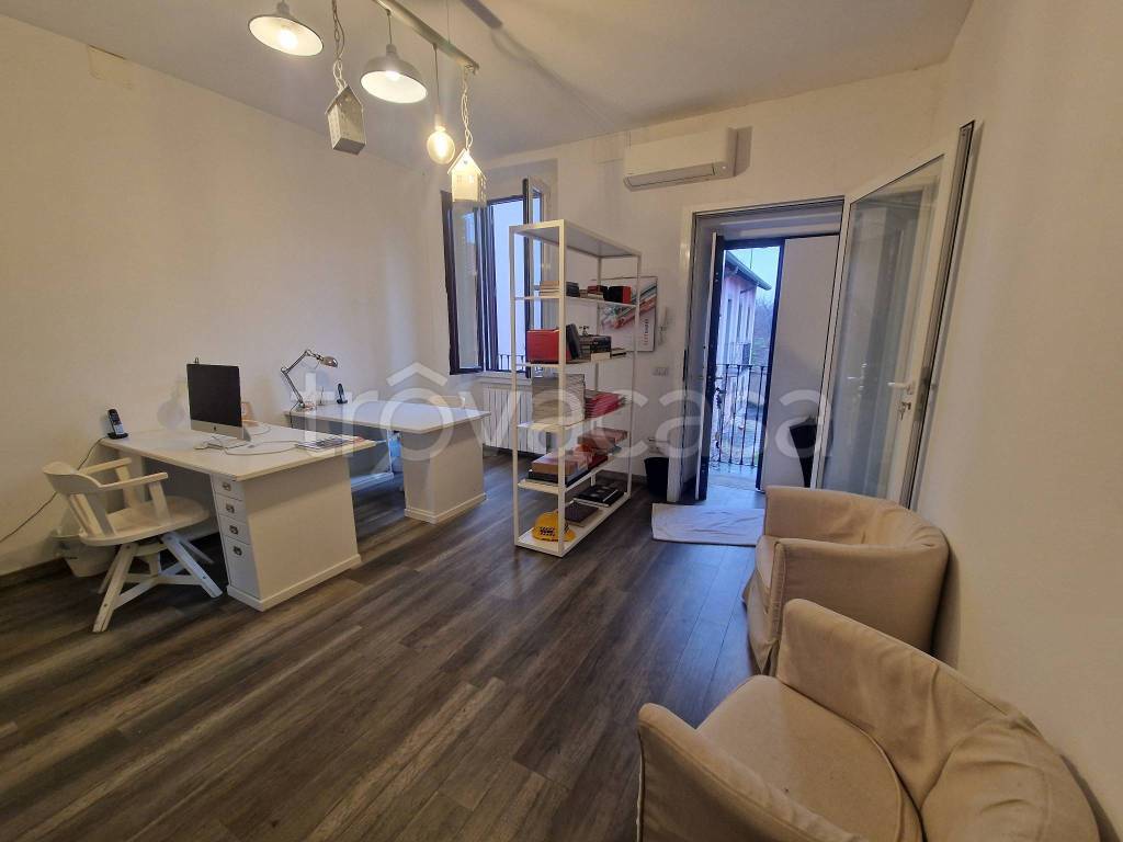 appartamento in vendita a Milano in zona Quarto Cagnino
