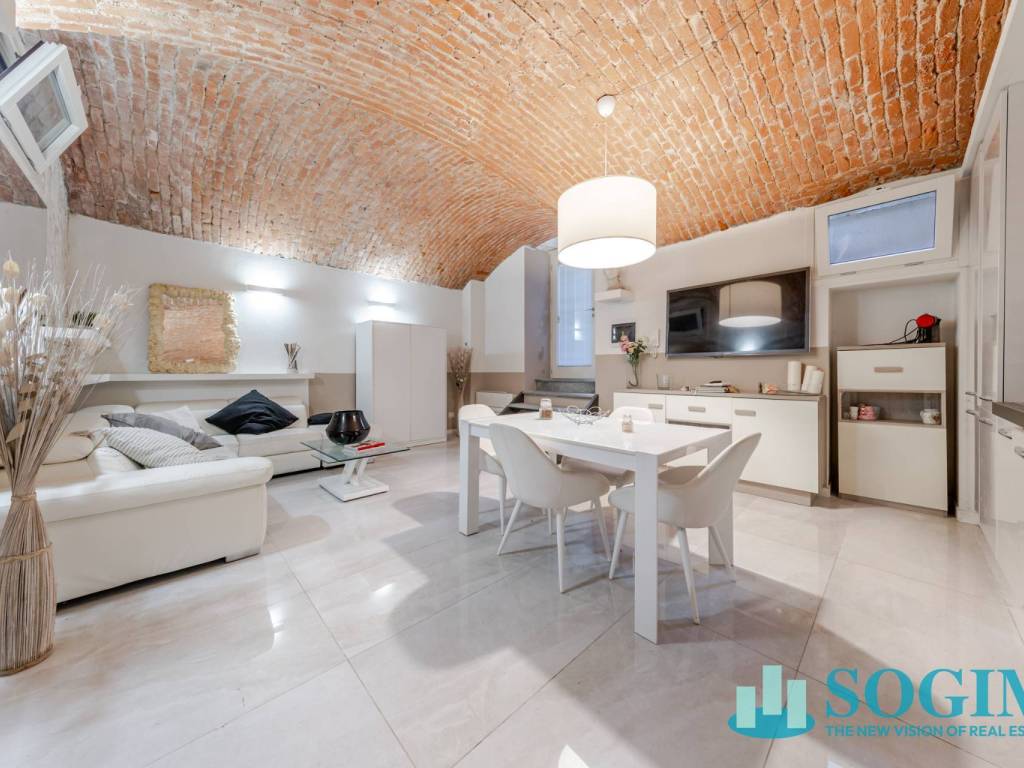 negozio in vendita a Milano in zona Piazzale Lodi