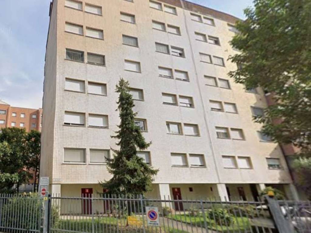 appartamento in vendita a Milano in zona Trenno