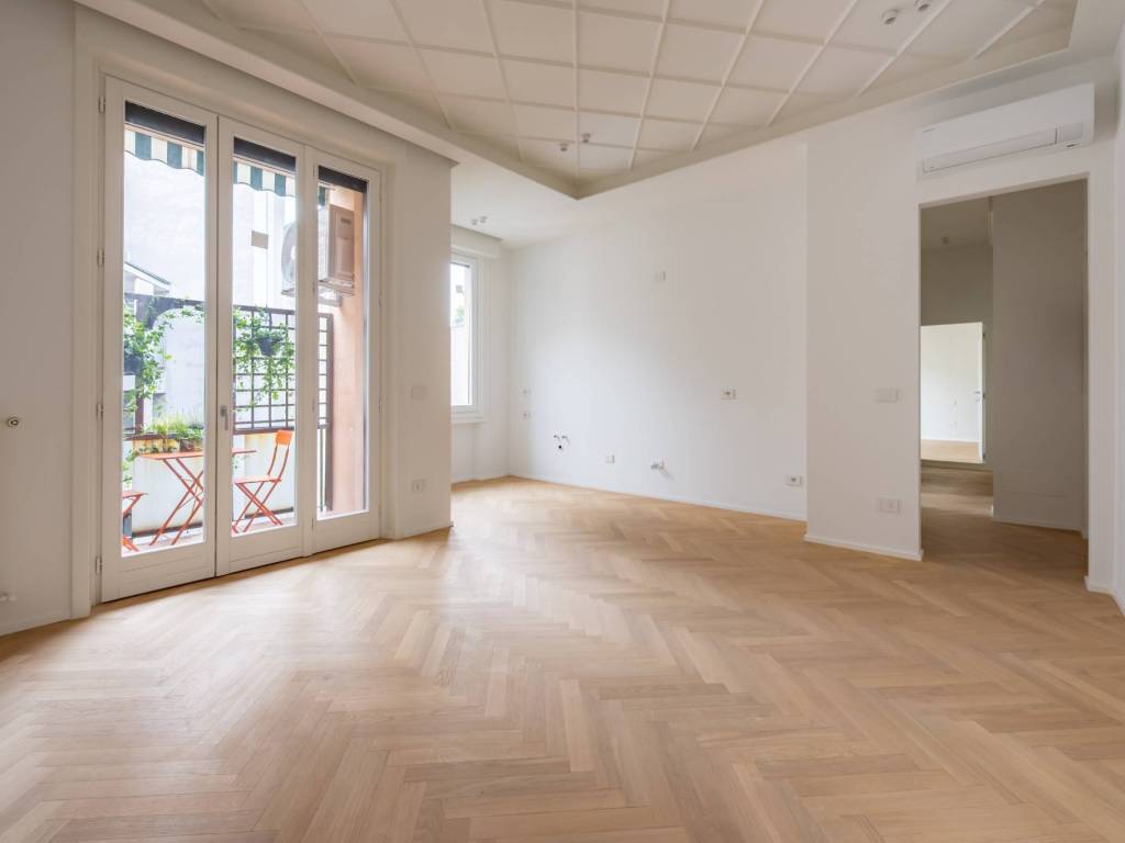 appartamento in vendita a Milano in zona Solari